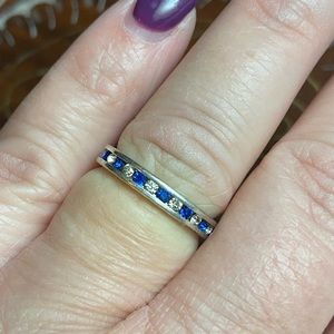 size 6 3/4 6.75 silver eternity ring with sapphire blue and topaz white stones